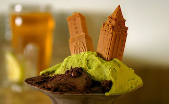 Gelatos to fuel the bike rides! Aaron Logan@Flickr