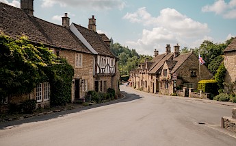Cotswolds, England. Morgan@Unsplash