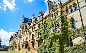 Oxford, Oxfordshire, England. Daryatry Fanava@Unsplash