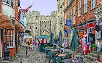 Church Street facing Windsor Castle, England. . Ray in Manila@Flickr