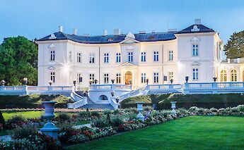 Tiškevičiai Palace with the Amber Museum in Palanga, Lithuania. CC:Diliff