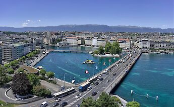 Bridge in Geneva from above, Switzerland. Unsplash:Xavier Von Erlach