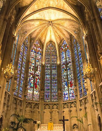 Cathedral Saint Nazaire, Carcassonne, France. Unsplash:Hector J Rivas