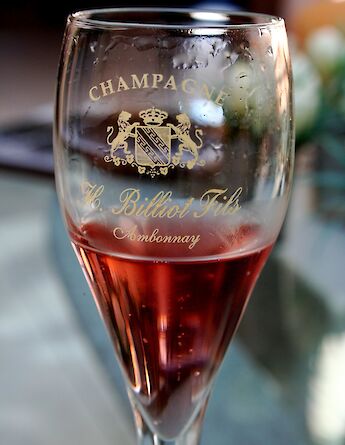 Champagne tasting in Épernay, France. Megan Cole@Flickr