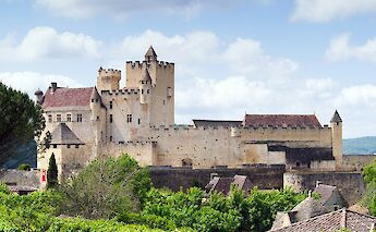 Chateaux at Beynac, France. Unsplash:Walter Frehner