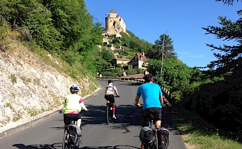 Biking the Dordogne River Valley in France!