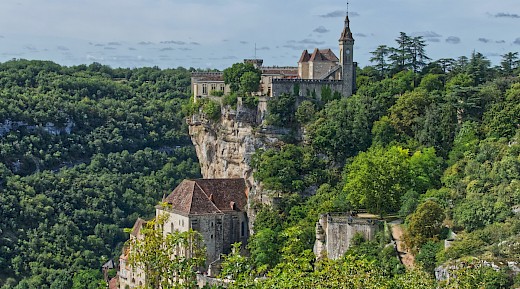 7 night  guided bike tour in France