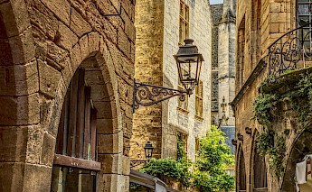 Sarlat, France. Hans Maeckel Berghe@Unsplash