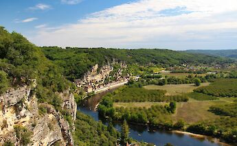 View of the Dordogne, France. Unsplash:Nabih El Boustani
