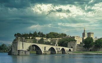 Avignon, France. J Roel Bruinsma@Unsplash