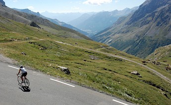 French Alpes Tour: Alpes & Ventoux Bike Tour