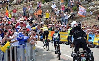 Chris Froome & Nairo Quintana taking on Mont Ventoux, 2013 Tour de France. Marianne Casamance@Unsplash