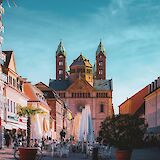 Outdoor dining in Speyer, Germany. Unsplash:Allan Francis
