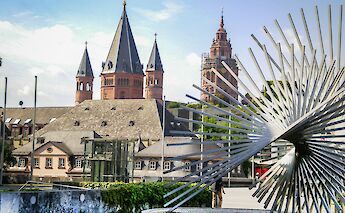 Sculpture, Strasbourg to Mainz. CC:TO