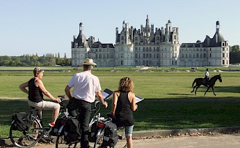 Biking the Loire Valley - Châteaux Bike Tour in France