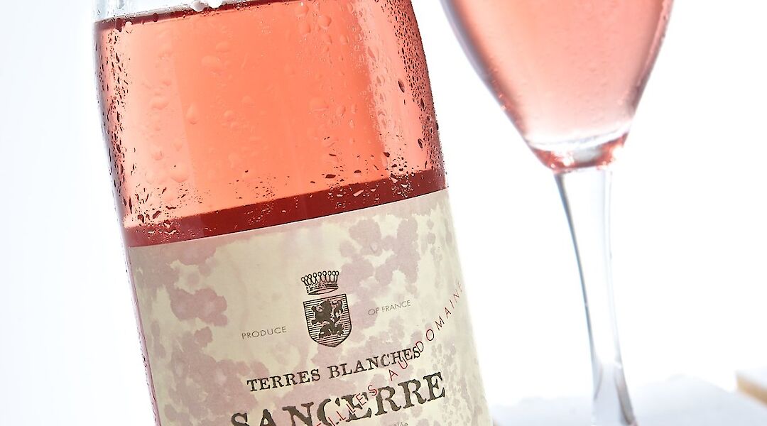Sancerre Rosé Wine - Sauvignon blanc is the principal grape of Sancerre & commonly grown in this region. TIGER 500@Flickr