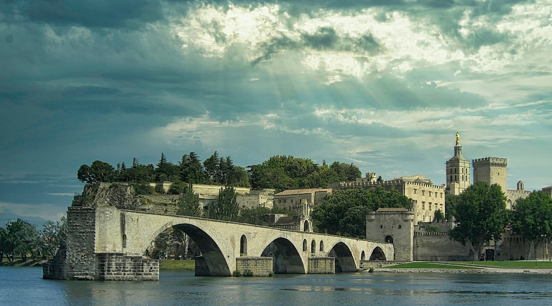 boat bike tours provence