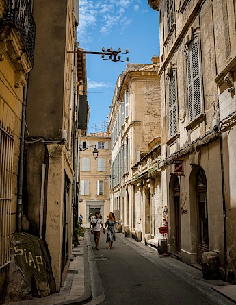 Rue de la Liberté, Arles, France. Baptiste@Unsplash