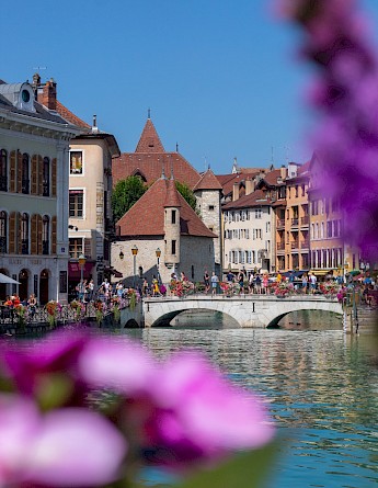 Annecy, Auvergne-Rhône-Alpes, France. Martino Grua, Unsplash