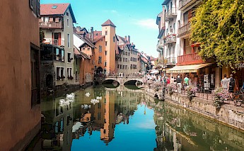 Annecy, Auvergne-Rhône-Alpes, France. Mathias P.R. Reding, Unsplash
