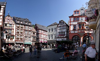 Marktplatz in Bernkastel-Kues, Germany. CC:Berthold Werner