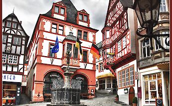 Bernkastel-Kues, Rhineland-Palatinate, Germany. Bert Kaufmann@Flickr