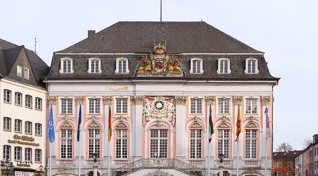 'Altes Rathaus' built in 1737 (Rococo-style), Bonn, Germany. CC:Thomas Wolf