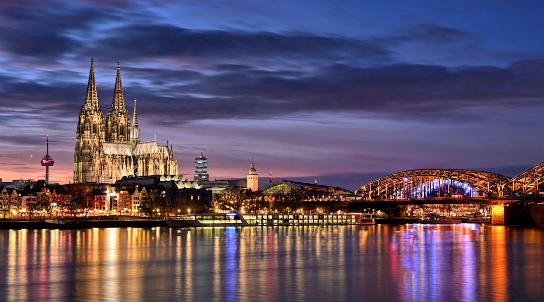 Rhine River in Cologne, Germany. Roman Burki@Unsplash