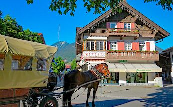 Horse and cart, Bavaria, Germany. CC:TO