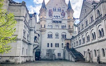 In front of Neuschwanstein Castle, Bavaria, Germany. CC:TO
