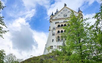 Looking up at Neuschwanstein Castle, Bavaria, Germany. CC:TO