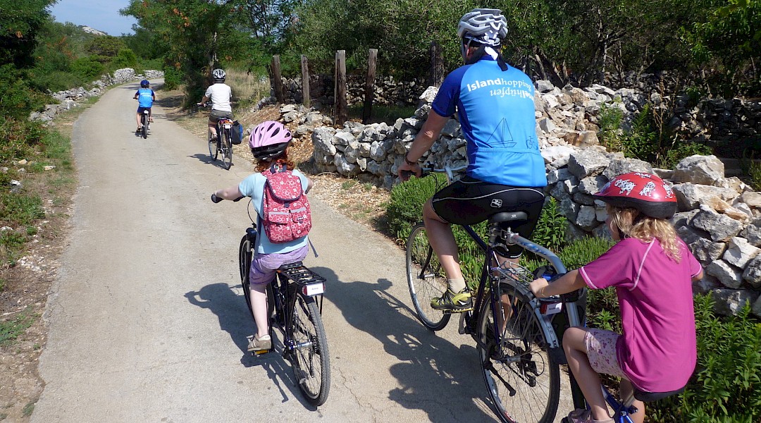 Ionian Islands Multi-sport Family Cruise Bike Tour in Greece