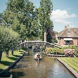 Giethoorn, Overijssel, the Netherlands. Bjorn Agerbeek@Unsplash