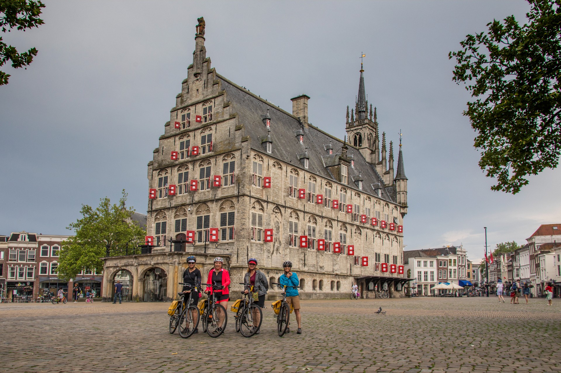 Grote Markt, The Hague, The Netherlands. Tuesday 26th April, 2022