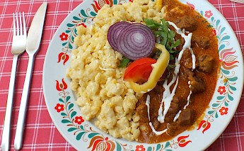 <i>Pörkölt with nokedli</i>, a Hungarian dish. CC:Orrling