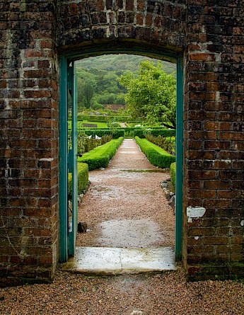 Kylemore Abbey, Connemara, County Galway, Ireland. Mick Haupt@Unsplash