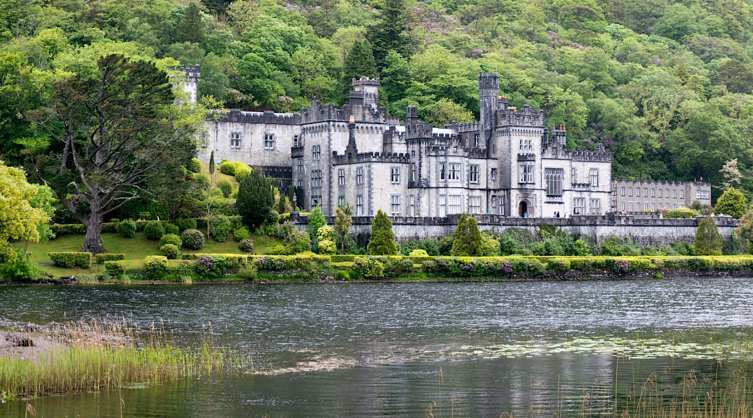 Kylemore Abbey, Connemara, Ireland. Kate. Get the picture.@Flickr