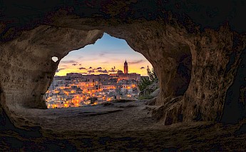 Matera, Italy. Luca Micheli, Unsplash