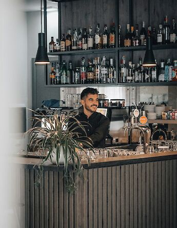 Wine bar at Lake Garda, Italy. Jonny Gios@Unsplash