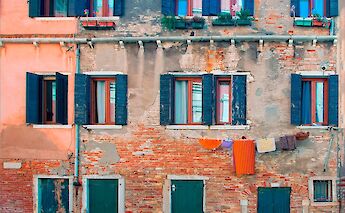 Facades of the canal houses. ©Hollandfotograaf