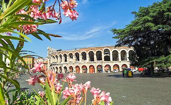 Cycling from Bolzano to Verona. -toEF