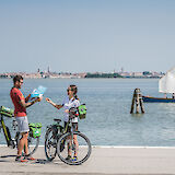 Cycling to Venice. -toFA