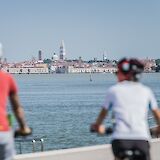 Cycling to Venice. -toFA