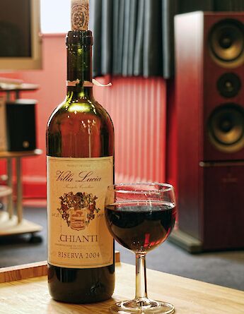 Local Chianti wines! Brett Jordan@Unsplash