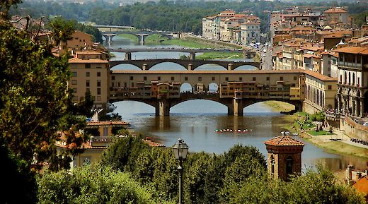 Ponte Vecchio in Florence, Italy. Ilse Orsel@Unsplash