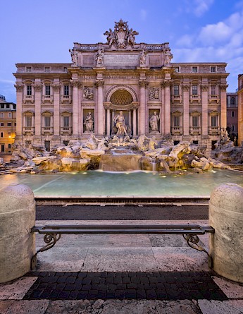 Trevi Fountain in Rome, Italy. Andrey Omelyanchuk@Unsplash