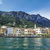 Colorful buildings, Lake Garda, Italy. Unsplash@Marlster