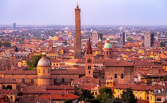 Bologna, Emilia-Romagna, Italy. Petr Slovacek@Unsplash