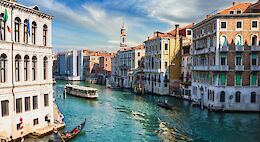 Venice to Florence: From Rialto Across the Sea to Ponte Vecchio