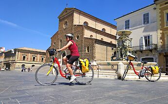 Cycling through Florence, Italy. CC:TO